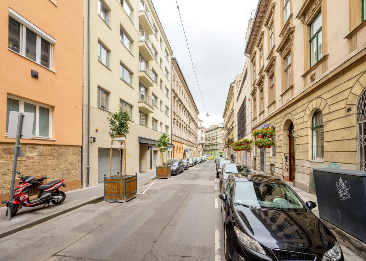 Feel Home Superior # Free Parking # Balcony # Ac Budapest Luaran gambar